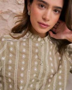 Elle Blouse Broderie Florale