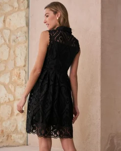 Robe courte brodée Uri